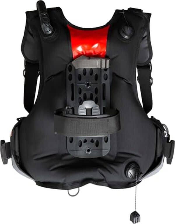 Découvrez notre test détaillé du gilet stabilisateur Cressi Solid Plus M : performance, confort et fiabilité pour vos plongées en toute sécurité. 