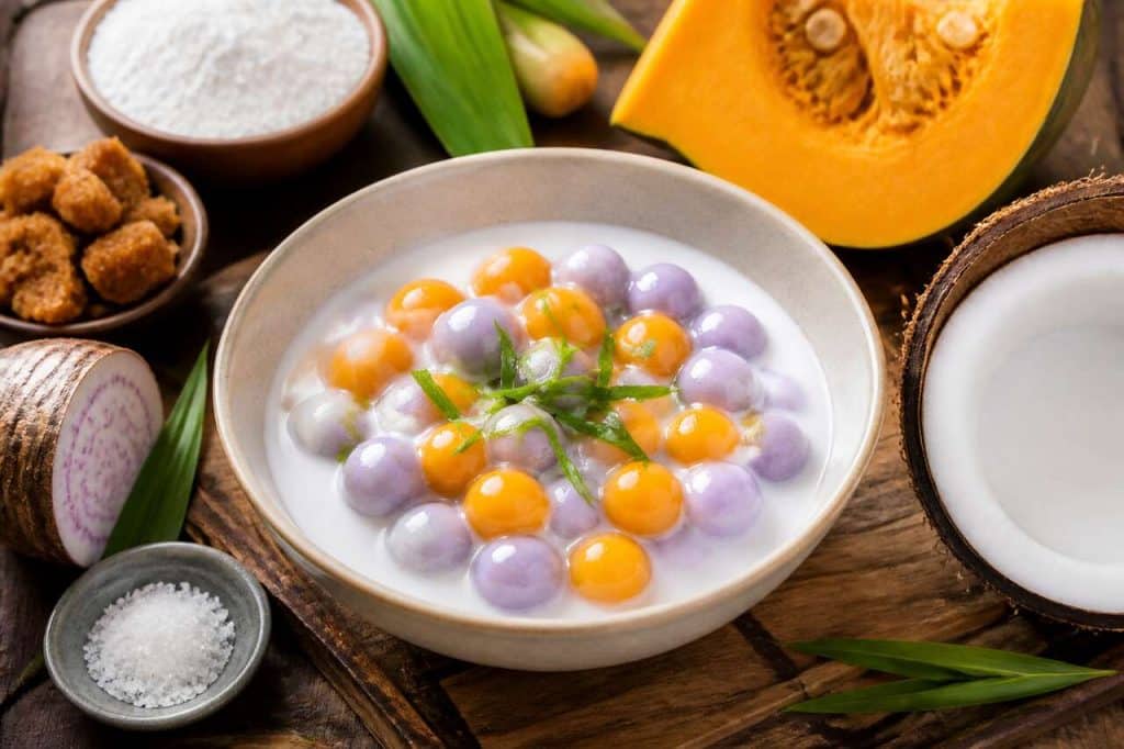 Recette de billes de riz taro et potiron au lait de coco (buo loi)