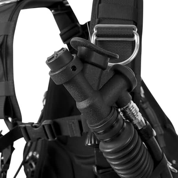 Découvrez notre test complet du harnais Procean Sidemount 25 : caractéristiques, avantages et performance pour la plongée sidemount. Avis d'expert inclus. 