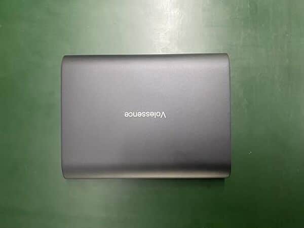 Découvrez notre test détaillé de la batterie externe Volessence 50000mAh : autonomie, puissance et polyvalence pour tous vos appareils.